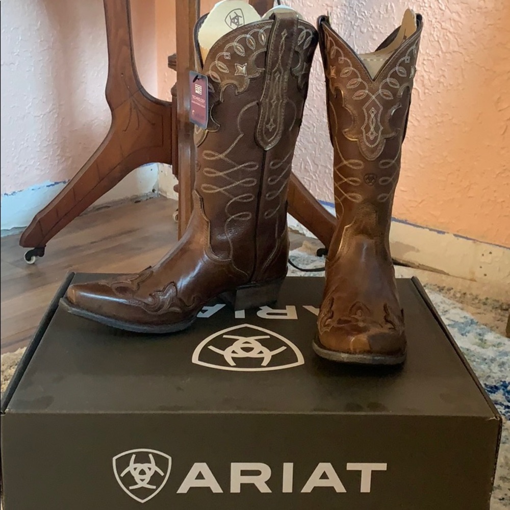 Ariat Boots size 8B
